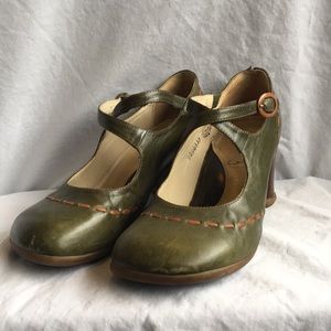 Fluevog Green Heels Size 6.5